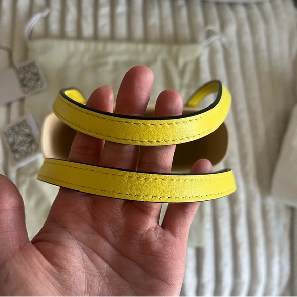 Loewe Paulas Ibiza Anagram Logo Mini Raffia Basket Shoulder Bag in Yellow - Picture 8 of 12